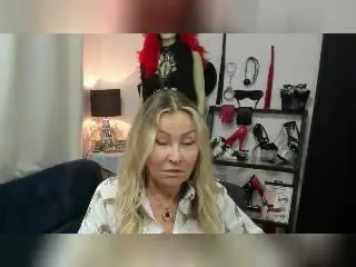 Xlovecam Watch Live Sex Cams of StarCrystal