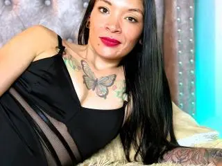 Xlovecam Free Porn Cam of JasminHot69