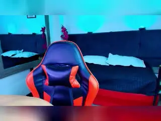 Xlovecam Sex Cam of AdamsWalker