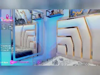 Xlovecam Adult Webcam of HannaPretty