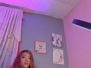 Xlovecam Watch Live Sex Cams of JuliaSacarf