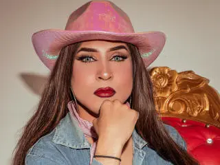 Xlovecam Free Porn Cam of DarianaGio