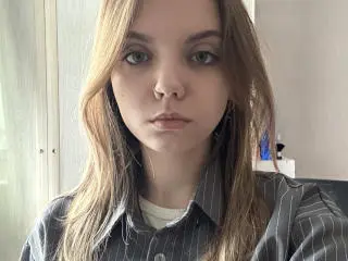 Xlovecam Sex Cam of BrigetteLaurie