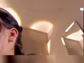 Xlovecam Best Webcam of LunaBellaHotty