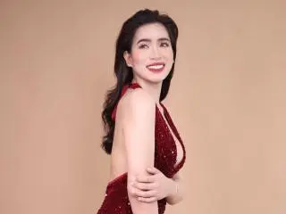 Xlovecam Watch Live Sex Cams of DaphneyLove