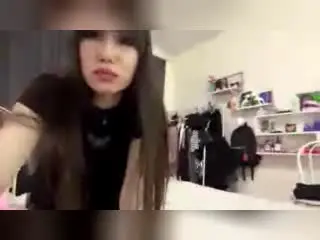 Xlovecam Adult Webcams of KarimaFill