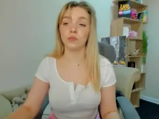 Xlovecam Free Porn Cam of SugarrX