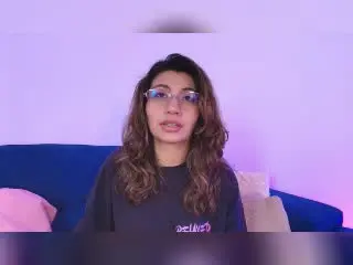 Xlovecam Watch Live Sex Cams of SeleneLeon