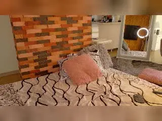 Xlovecam Sex Chat of AngelineandMichael