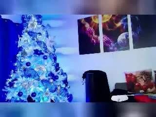 Xlovecam Nude Webcam of MelaniaHills