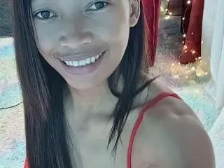 Xlovecam Free Porn Cam of VikkyHot