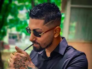 Xlovecam Watch Live Sex Cams of NigelBoydX