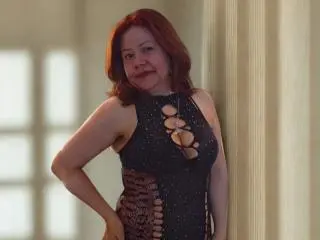 Xlovecam Sex Cam of CristelleDeLuxe