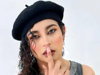 Xlovecam Free Live Porn of IrinaSweett