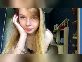 Xlovecam Free Porn Cam of MeeBoggio