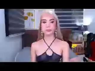 Xlovecam Adult Video Chat of JuicyCockAlyson