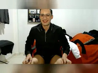 Xlovecam Sex Cam of Luciano69