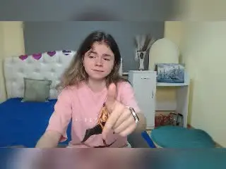Xlovecam Sex Cam of TinaRedly