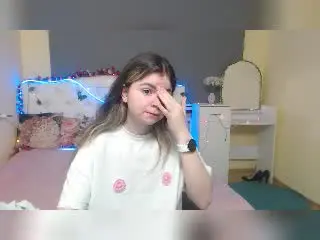 Xlovecam Free Porn Cam of TinaRedly