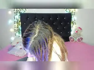 Xlovecam Adult Webcams of ShantalSummer