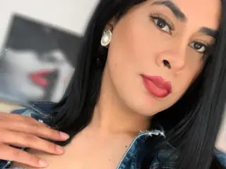 Xlovecam Live Porn of SaraWinson