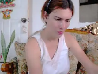 Xlovecam Sex Cam of BeautyQueenTs