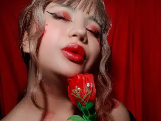 Xlovecam Free Porn Cam of BelleVivienneHt