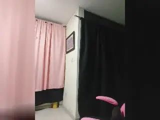 Xlovecam Adult Video Chat of Lina69s