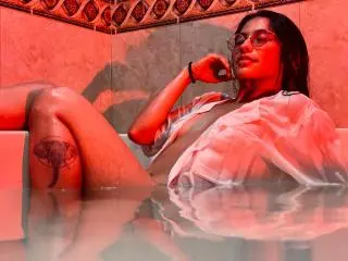 Xlovecam Free Live Porn of MiaUtena