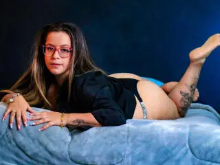 Xlovecam Live Sex Cam of CleareRems