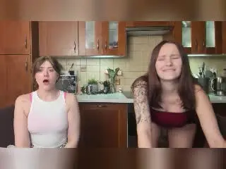 Xlovecam Free Live Porn of HotCaramelsTrio
