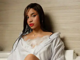 Xlovecam Live Porn of LunaVali