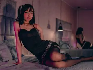 Xlovecam Adult Video Chat of MillaHottLove69