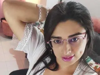 Xlovecam Sex Chat of KhalifaGold