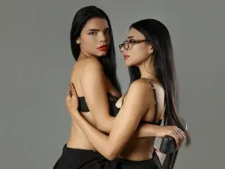 Xlovecam Adult Webcam of VelvetSins