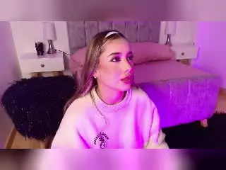 Xlovecam Nude Webcam of LucyCarson