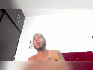 Xlovecam Watch Live Sex Cams of MiaAndLeon