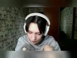 Xlovecam Free Porn Cam of MelyndaMarron