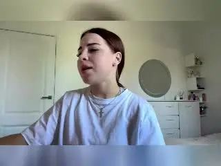 Xlovecam Nude Webcam of MiriamMatney