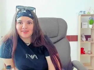 Xlovecam Best Webcam of DouceLouise