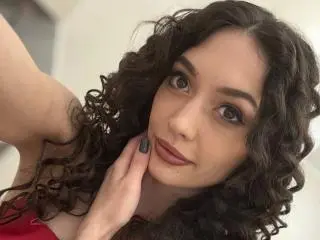 Xlovecam Free Live Porn of MoniFoxy