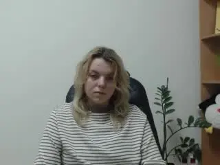 Xlovecam Private Sex Chat of Rosallia