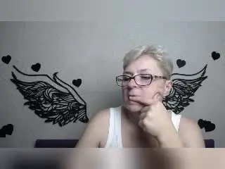 Xlovecam Free Live Porn of EmiliaGree