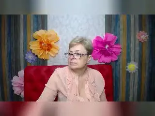 Xlovecam Best Webcam of EmiliaGree