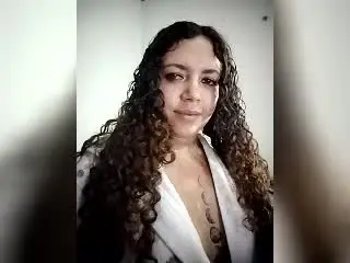 Xlovecam Sex Chat of RubbyStrongX