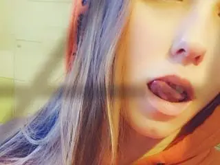 Xlovecam Sex Chat of DorrieAnn