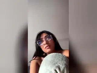 Xlovecam Best live sex cam show of AmelineRousseau