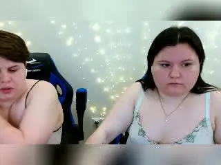 Xlovecam Free Porn Cam of BeckyAndEllen