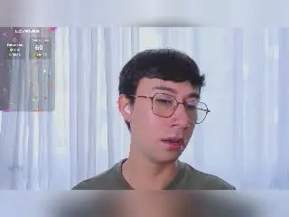 Xlovecam Best Webcam of OliverHot69