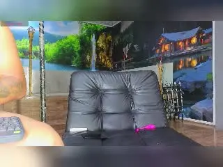 Xlovecam Adult Video Chat of ElreyYlareina